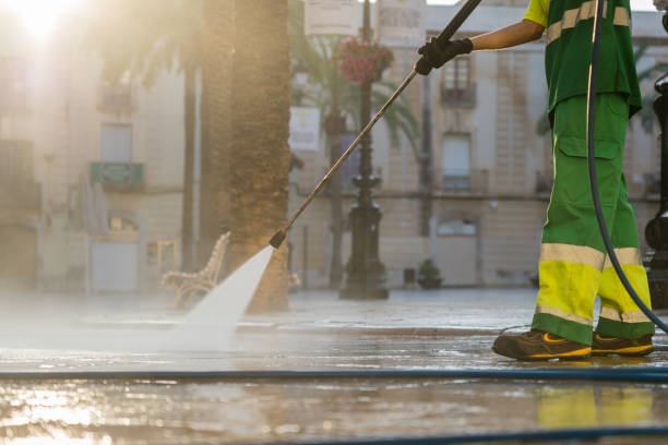 Best Deck Cleaning Services  in Warrensville Heights, OH